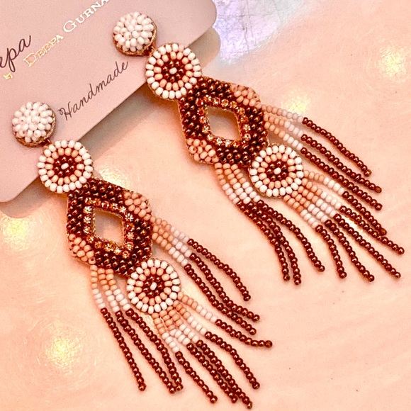 NWT Gorgeous Deepa Gurnani Beaded Chandeliers - Picture 6 of 8